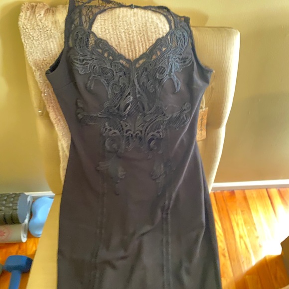 Black dress with lace - Picture 2 of 5
